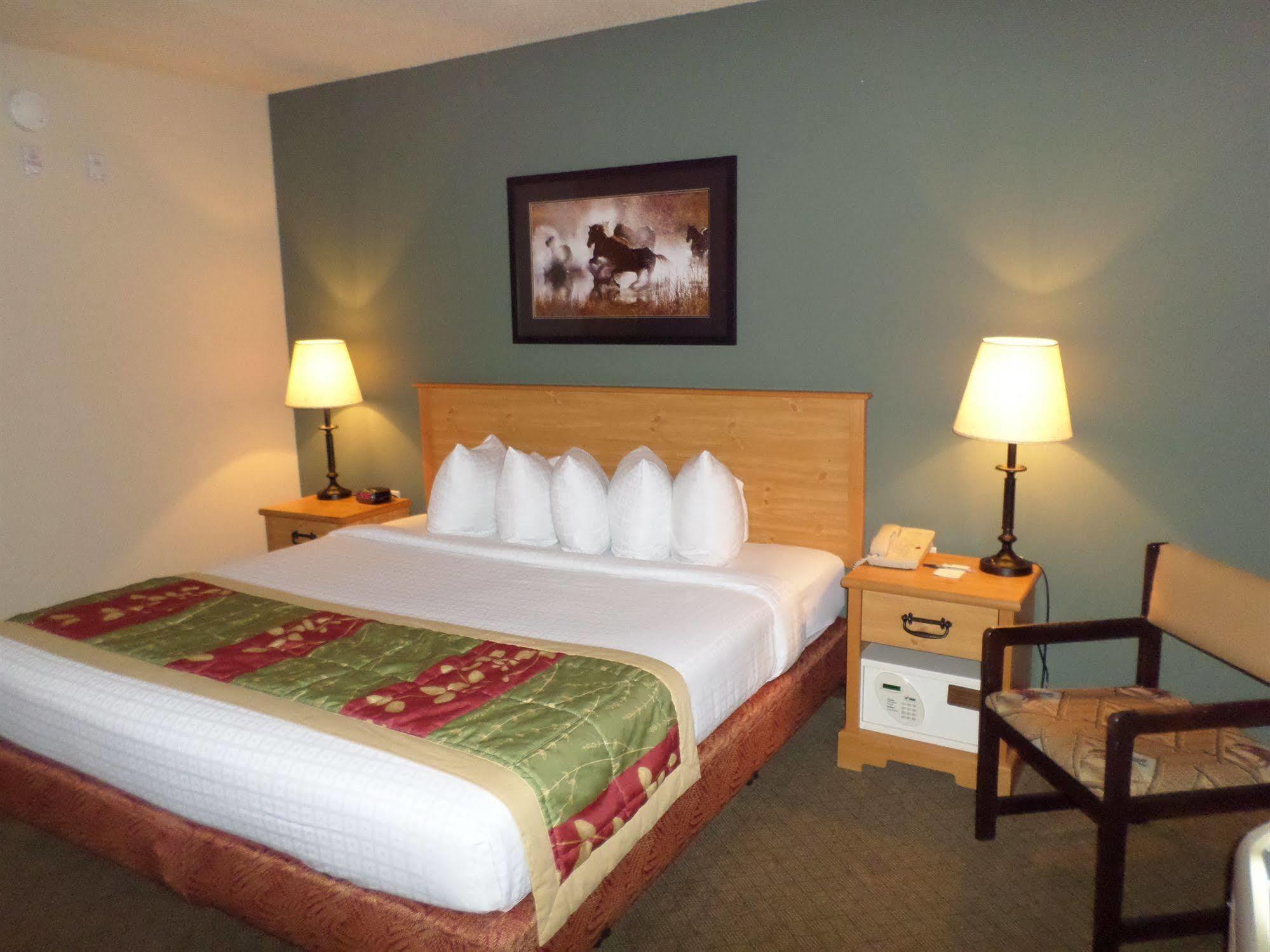Americinn By Wyndham Pampa Event Center Eksteriør bilde